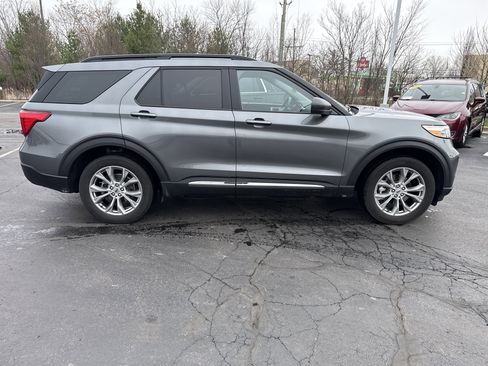 Used 2023 Ford Explorer XLT w/ Equipment Group 202A image 11