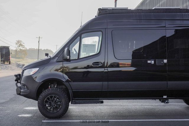 Used 2024 Mercedes-Benz Sprinter 2500 image 4