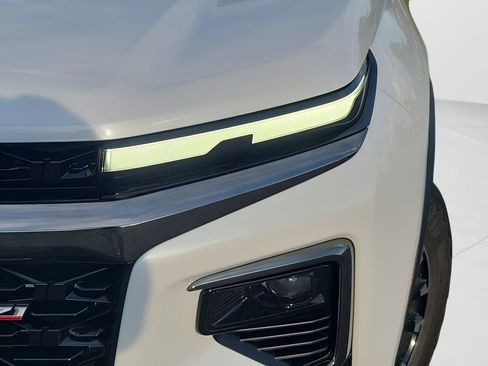 New 2026 Chevrolet Traverse Z71 w/ Enhanced Driving Package AWD/4WD image 16