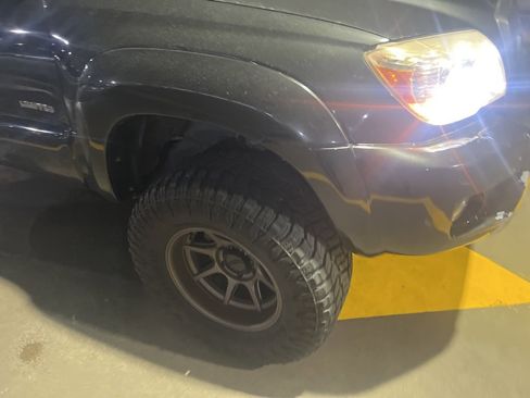 Used 2008 Toyota 4Runner Limited image 3