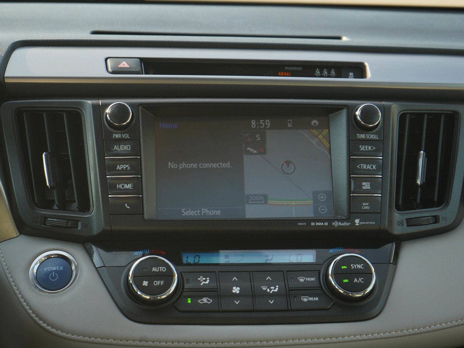 Used 2018 Toyota RAV4 Limited AWD/4WD image 18