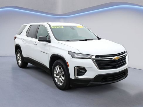 Used 2023 Chevrolet Traverse LS w/ LPO, Cargo Package AWD/4WD image 10