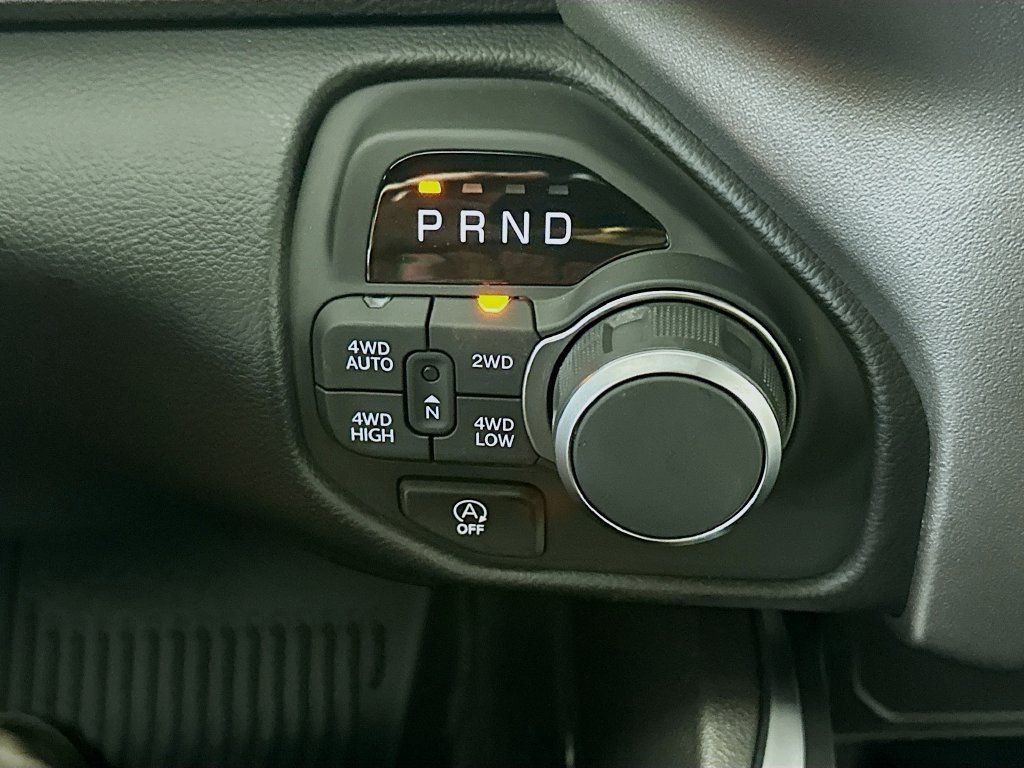 New 2026 RAM 1500 Big Horn w/ Night Edition AWD/4WD image 12