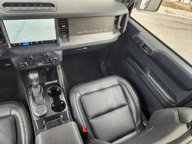 Certified 2025 Ford Bronco Badlands AWD/4WD image 14