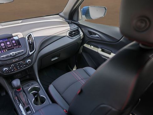 Used 2024 Chevrolet Equinox RS w/ LPO, Floor Liner Package FWD image 25