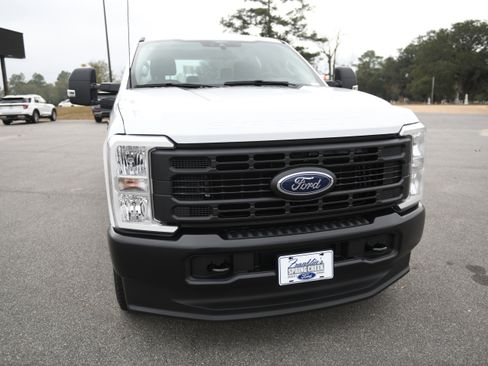 New 2026 Ford F350 XL image 8
