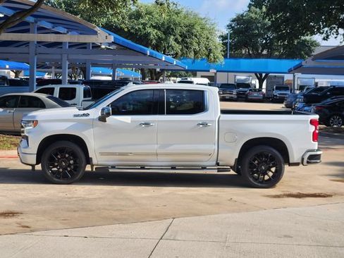 Used 2025 Chevrolet Silverado 1500 High Country w/ High Country Premium Package AWD/4WD image 13