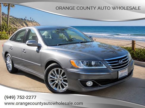 Used 2011 Hyundai Azera Limited FWD image 1