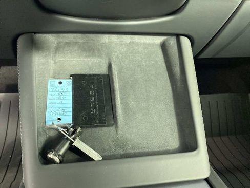 Used 2025 Tesla Model 3 Long Range image 21