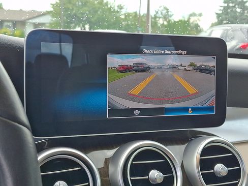 Used 2019 Mercedes-Benz C 300 4MATIC Sedan image 17