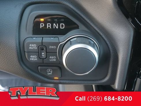 New 2026 RAM 1500 4x4 Crew Cab image 30