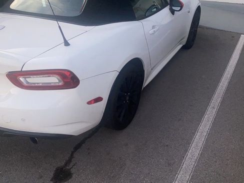 Used 2019 FIAT 124 Spider Lusso w/ Convenience Group image 3