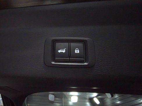 Used 2023 Mitsubishi Outlander SEL 40th Anniversary AWD/4WD image 44