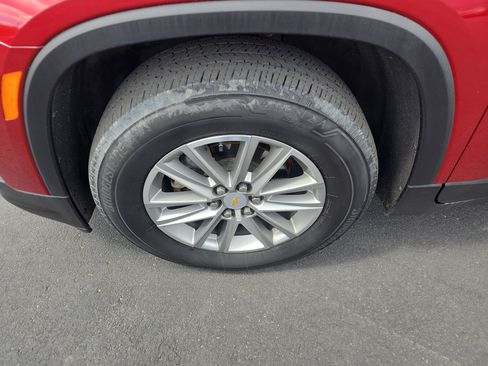 Certified 2023 Chevrolet Traverse LT AWD/4WD image 37