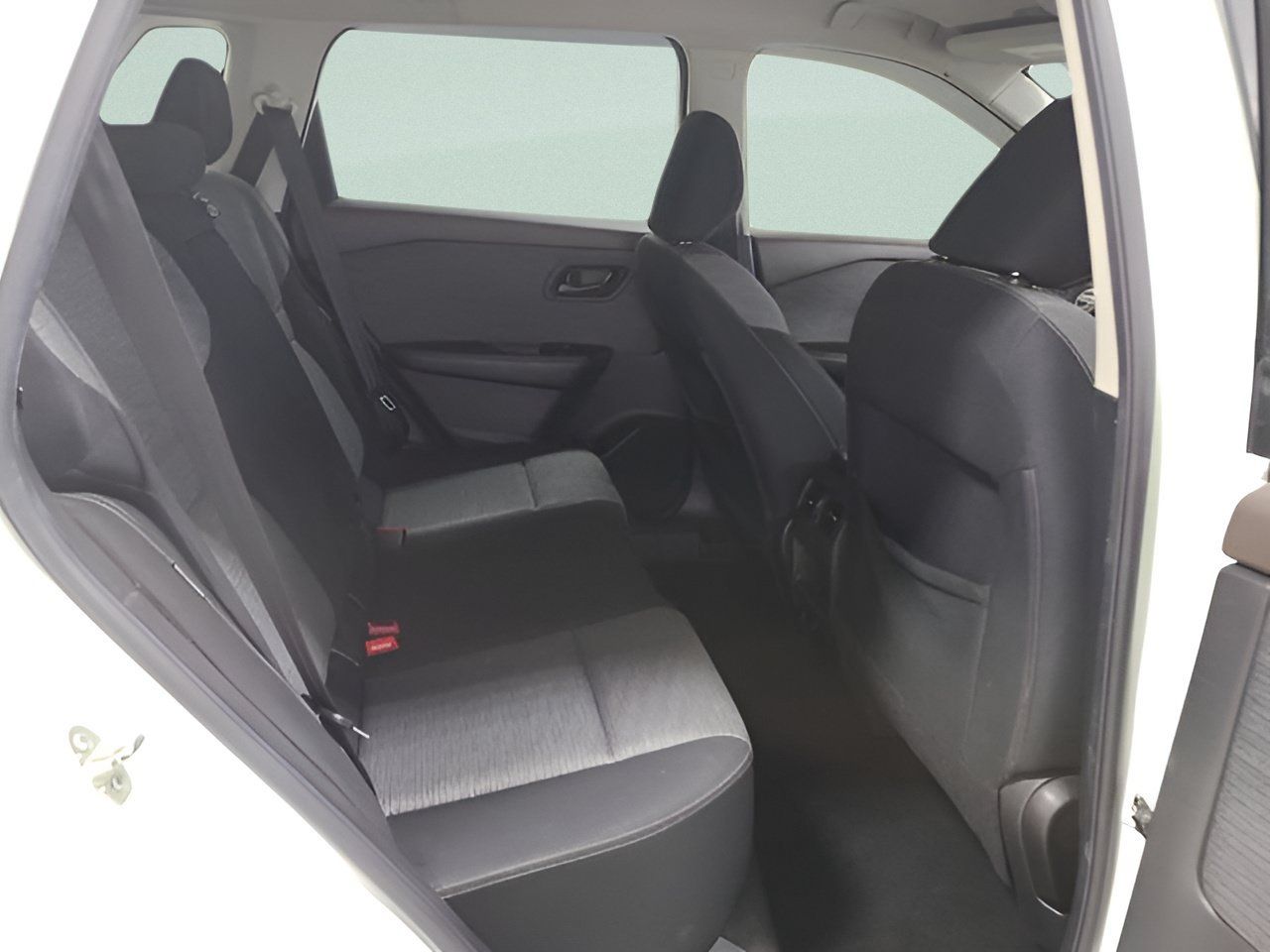 Used 2021 Nissan Rogue S AWD/4WD image 14
