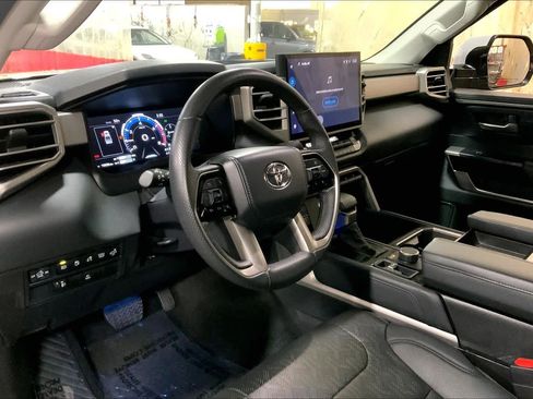 Used 2024 Toyota Tundra Limited image 17