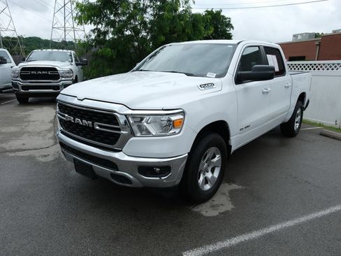 Used 2022 RAM 1500 Big Horn AWD/4WD image 11