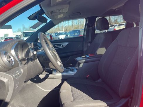 Used 2020 Chevrolet Blazer LT image 11