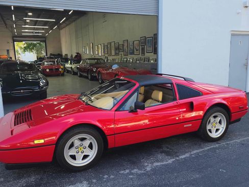 Used 1986 Ferrari 328 GTS image 1
