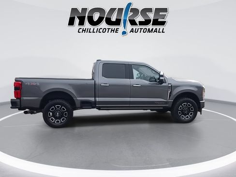 Used 2023 Ford F250 Platinum image 9