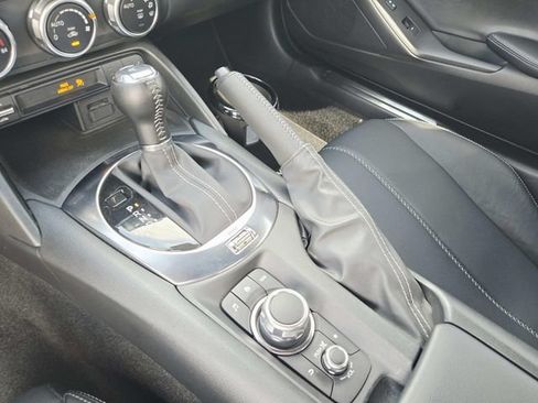 Certified 2023 MAZDA MX-5 Miata Grand Touring RWD image 26