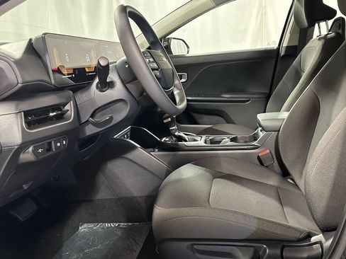 Certified 2026 Kia K4 FWD image 3