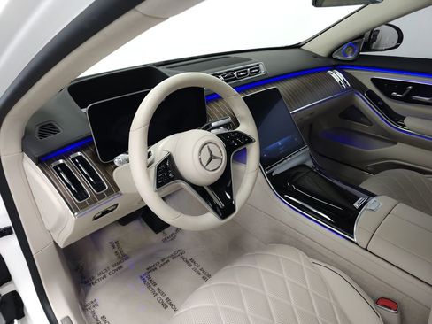Used 2023 Mercedes-Benz S 580 4MATIC Sedan image 9