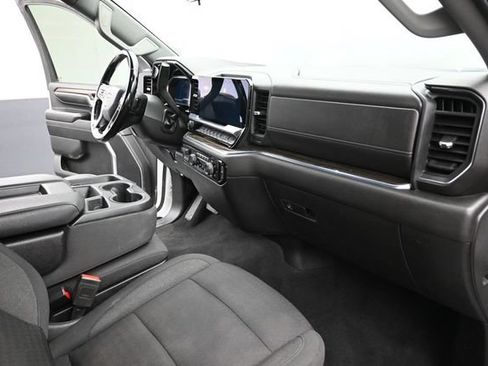 Used 2024 Chevrolet Silverado 2500 LT AWD/4WD image 22