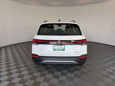 Used 2026 Volkswagen Taos S AWD/4WD image 9