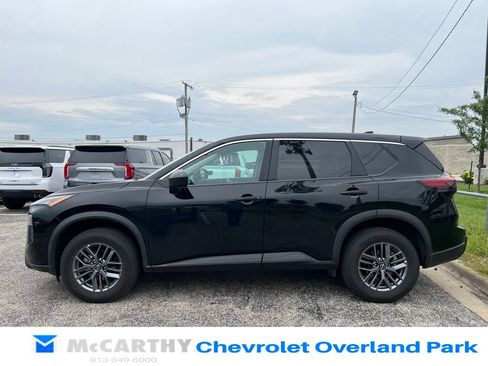 Used 2024 Nissan Rogue S AWD/4WD image 6