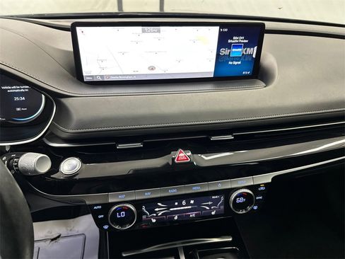 Used 2023 Genesis G80 2.5T image 28