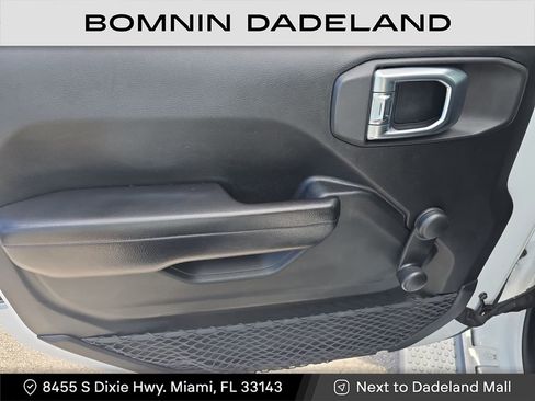 Used 2019 Jeep Wrangler Unlimited Sport image 14