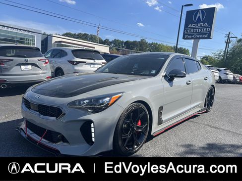Used 2020 Kia Stinger GT2 image 1