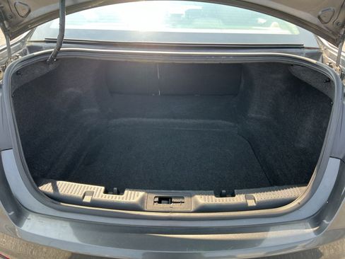 Used 2015 Ford Taurus SE FWD image 24