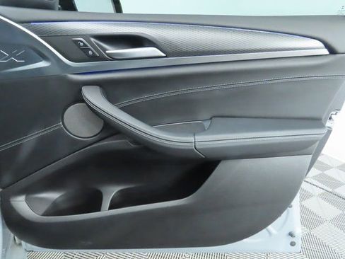 Used 2023 BMW X4 xDrive30i w/ M Sport Package image 26