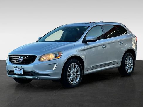 Used 2015 Volvo XC60 T5 image 3