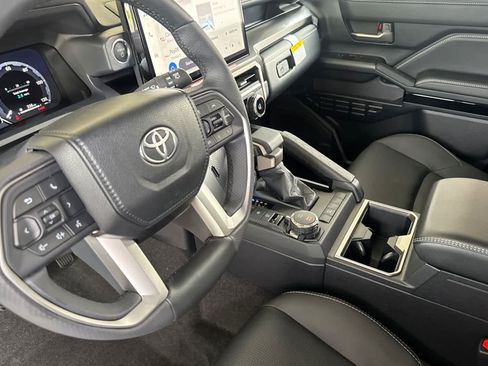 New 2026 Toyota 4Runner Limited AWD/4WD image 11