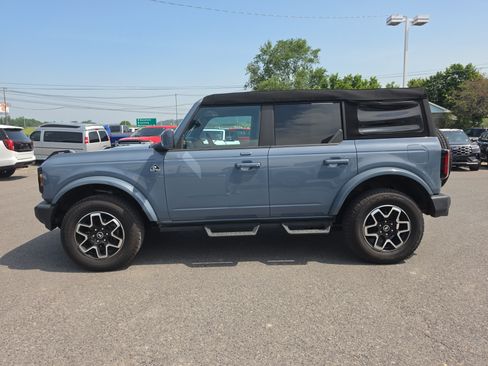 Used 2023 Ford Bronco Outer Banks AWD/4WD image 7
