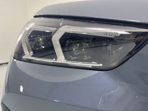 New 2026 BMW X1 xDrive28i AWD/4WD image 8