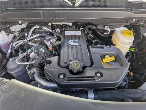 New 2026 RAM 3500 Tradesman AWD/4WD image 17