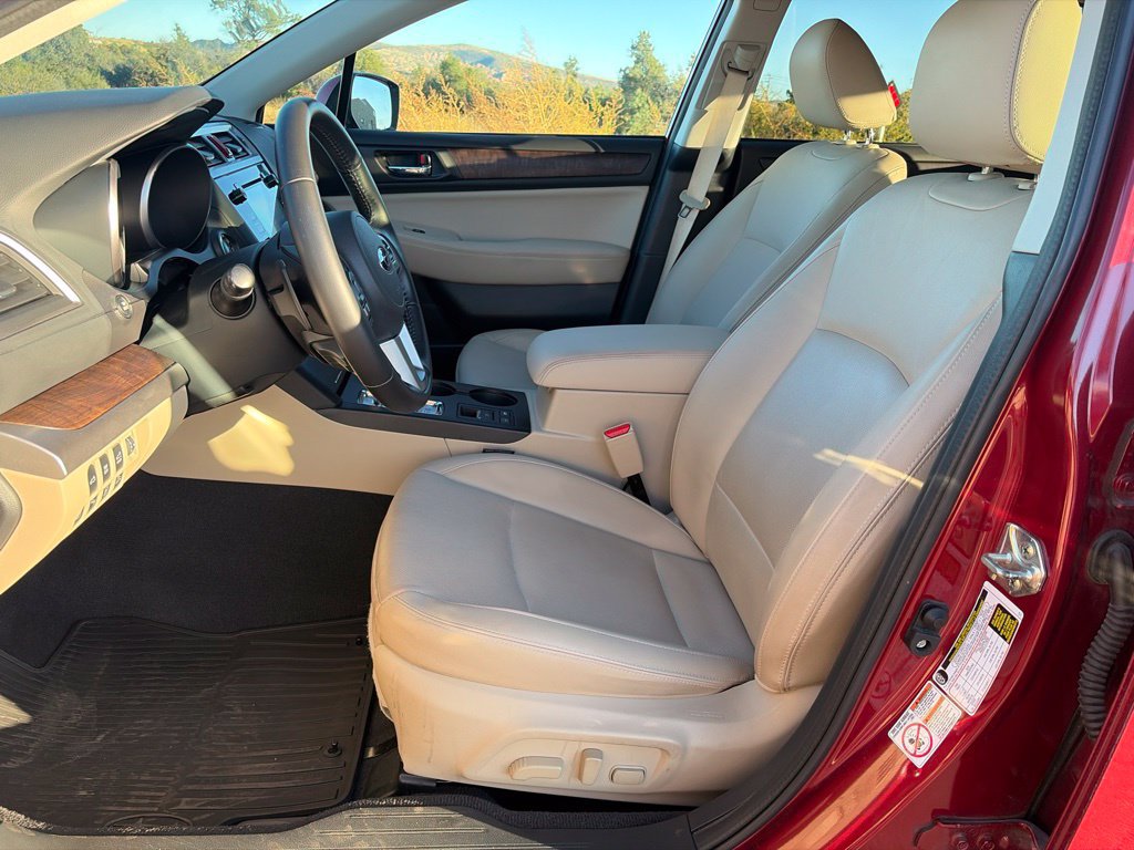 Used 2016 Subaru Outback 2.5i Limited AWD/4WD image 10