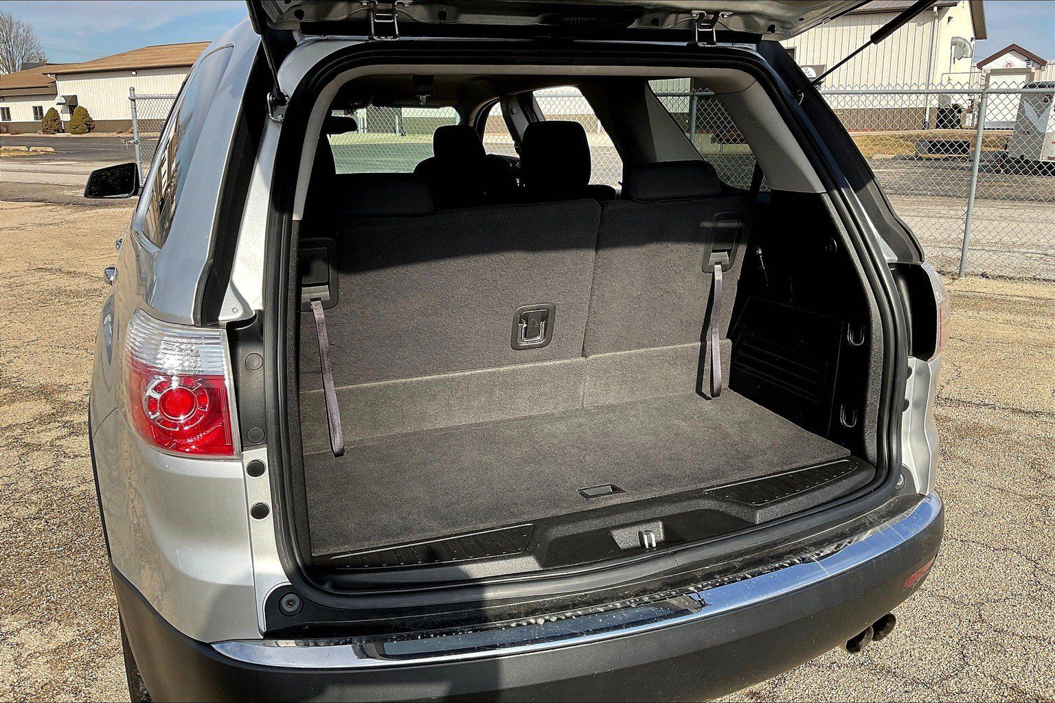 Used 2012 GMC Acadia SL w/ Preferred Package FWD image 19