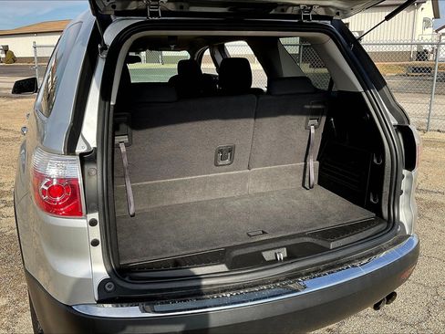 Used 2012 GMC Acadia SL w/ Preferred Package FWD image 19