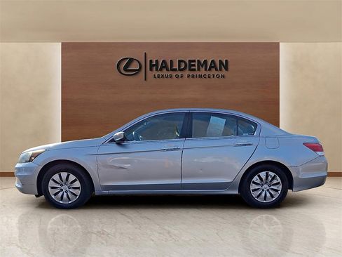 Used 2012 Honda Accord LX image 4