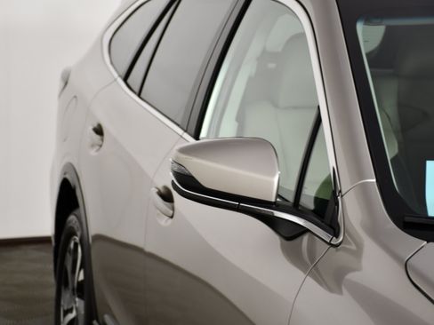 Used 2020 Subaru Outback Limited AWD/4WD image 14