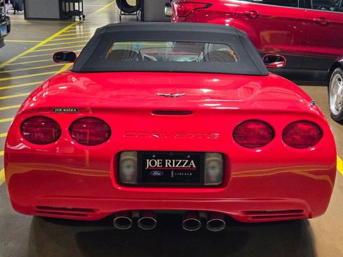 Used 2002 Chevrolet Corvette Convertible w/ Preferred Equipment Group2 image 12