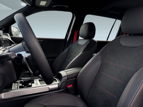 New 2025 Mercedes-Benz GLB 35 AMG 4MATIC image 20