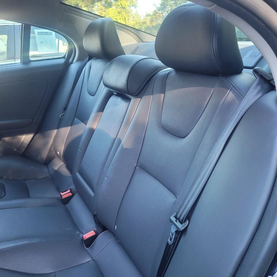 Used 2018 Volvo S60 T5 Inscription AWD/4WD image 33