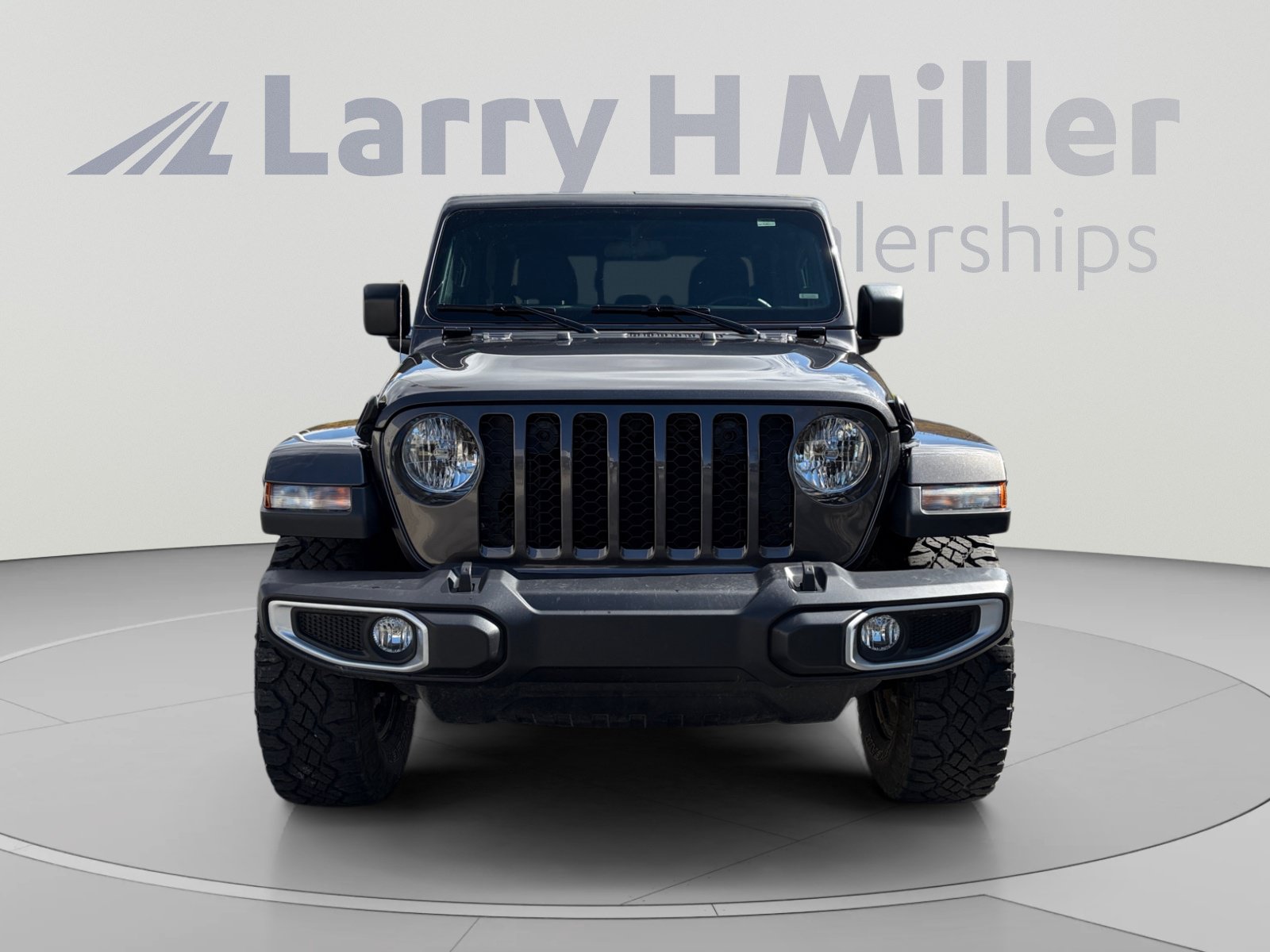 Used 2021 Jeep Gladiator Sport AWD/4WD image 8