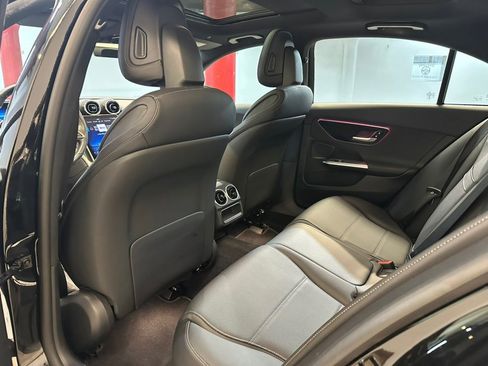Used 2023 Mercedes-Benz C 300 4MATIC Sedan image 10
